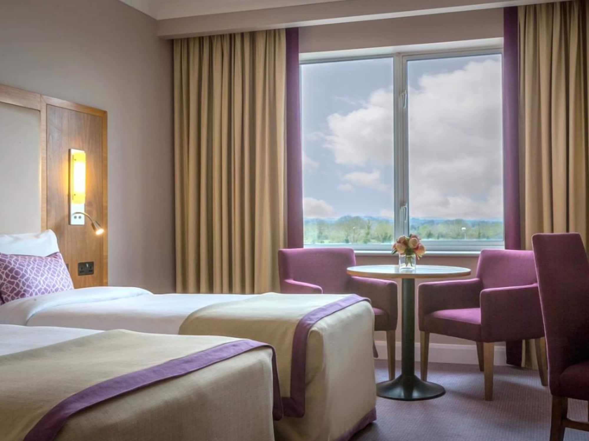 Charleville Park Hotel & Leisure Club Ireland Екстер'єр фото