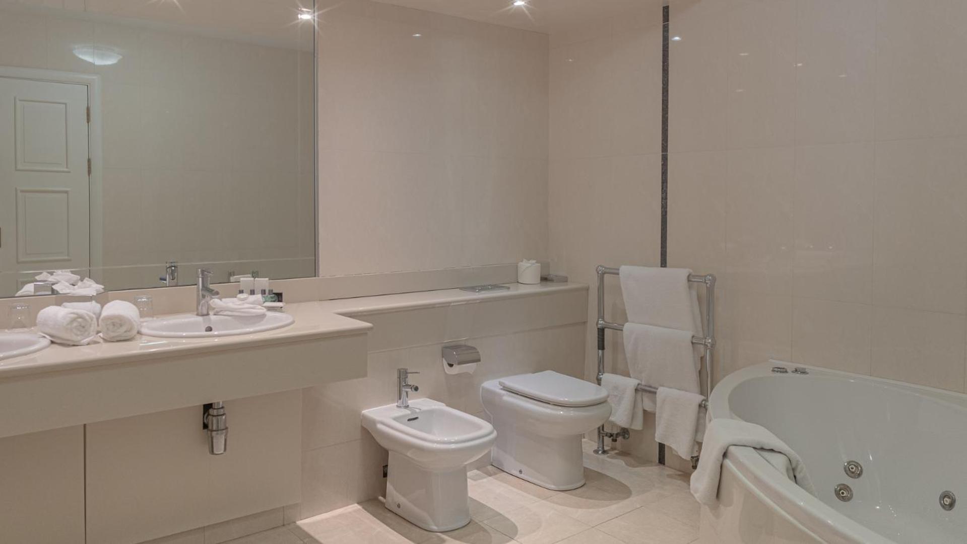 Charleville Park Hotel & Leisure Club Ireland Екстер'єр фото