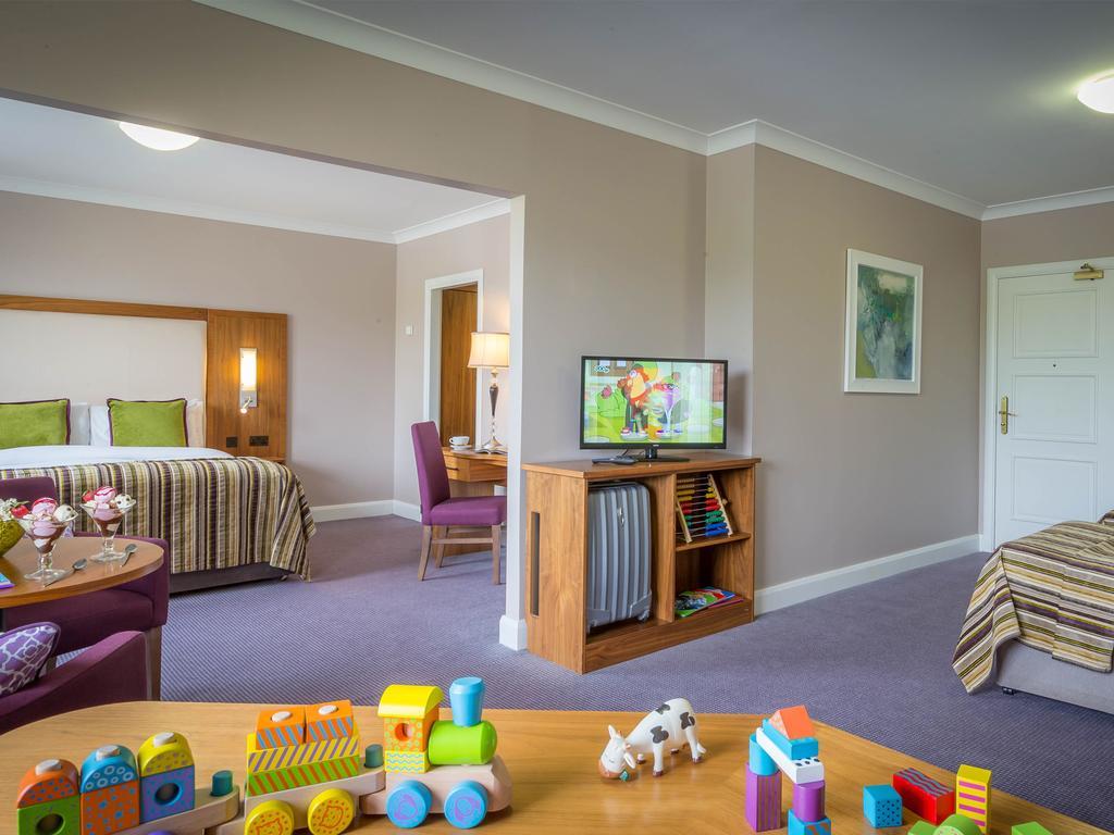 Charleville Park Hotel & Leisure Club Ireland Екстер'єр фото
