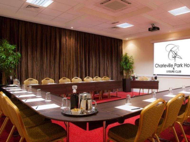 Charleville Park Hotel & Leisure Club Ireland Екстер'єр фото
